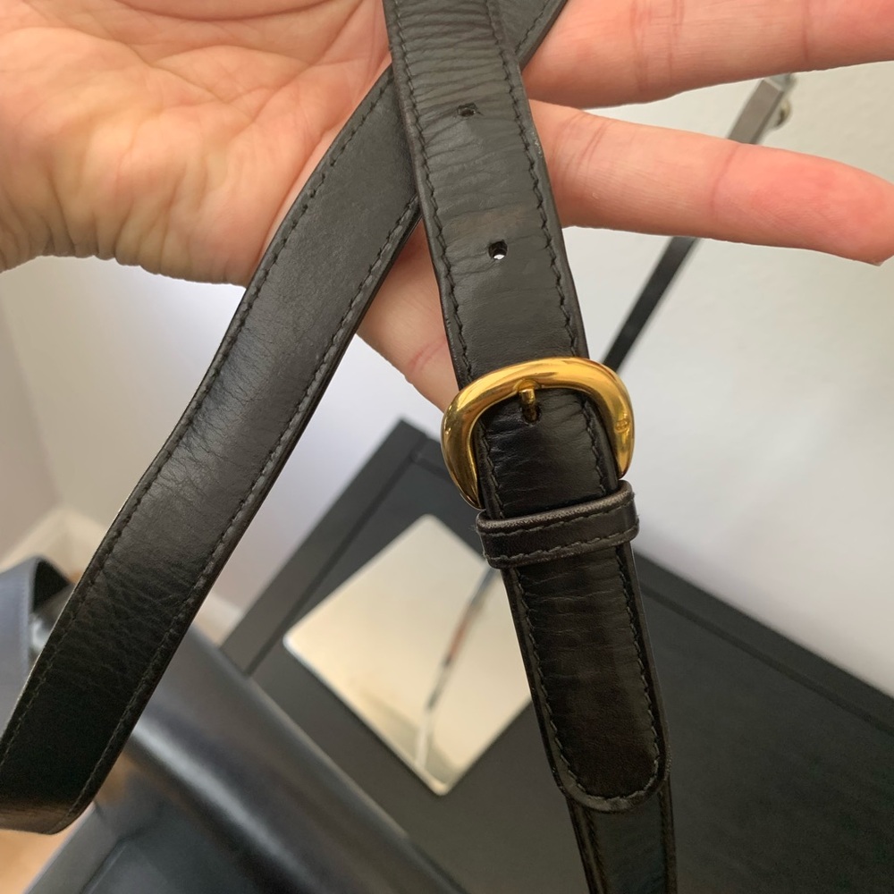 (41) GUCCI 80s Crossbody - Picture 12 of 13